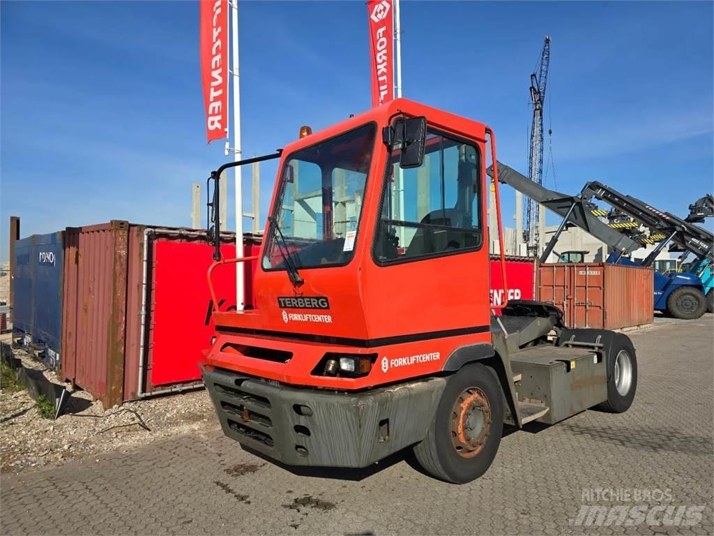 Terberg YT182 Terminalzugmaschinen