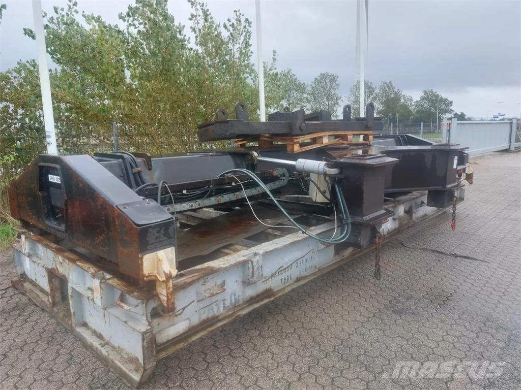 Toplift FLT 3240 Streuer
