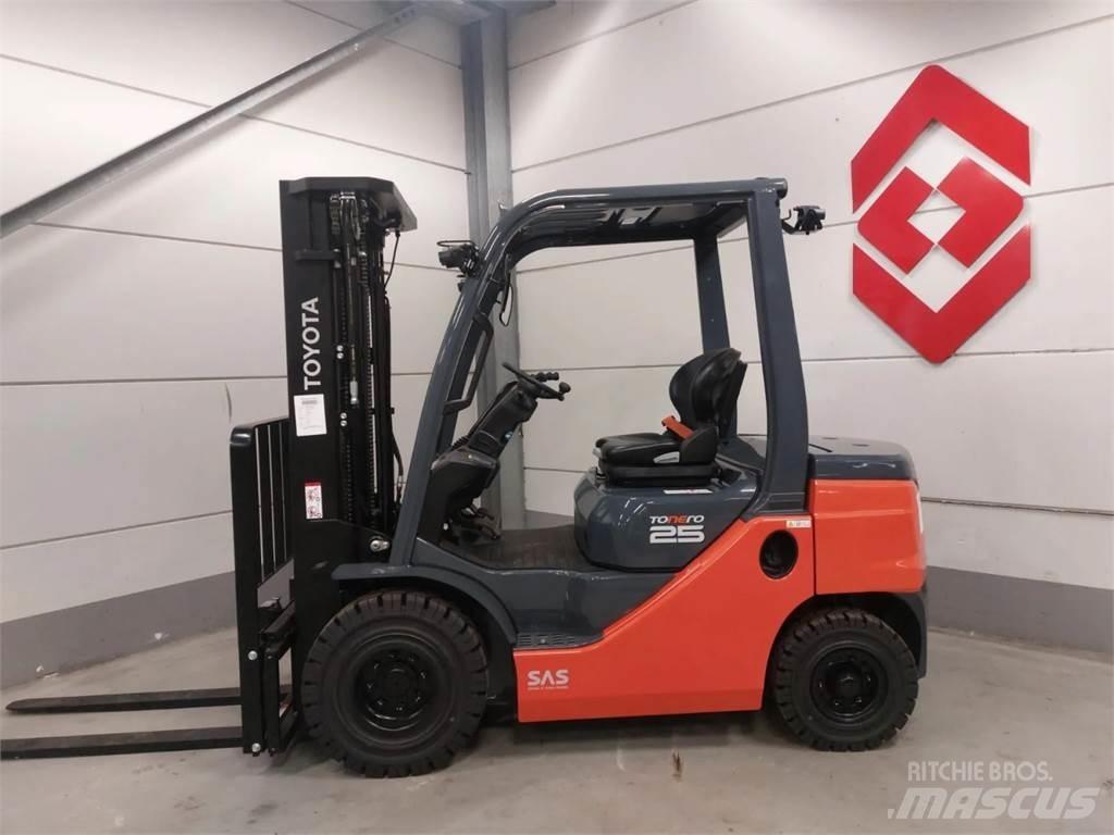Toyota 52-8FDF25 Dieselstapler