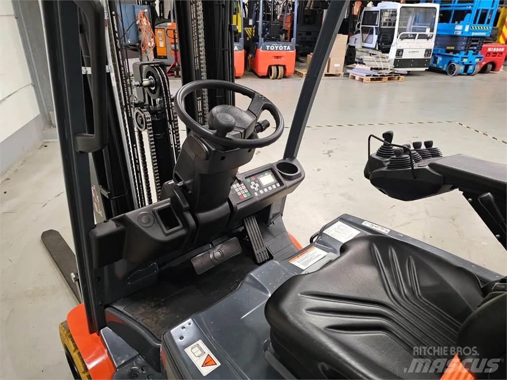 Toyota 8FBE20T Elektrostapler