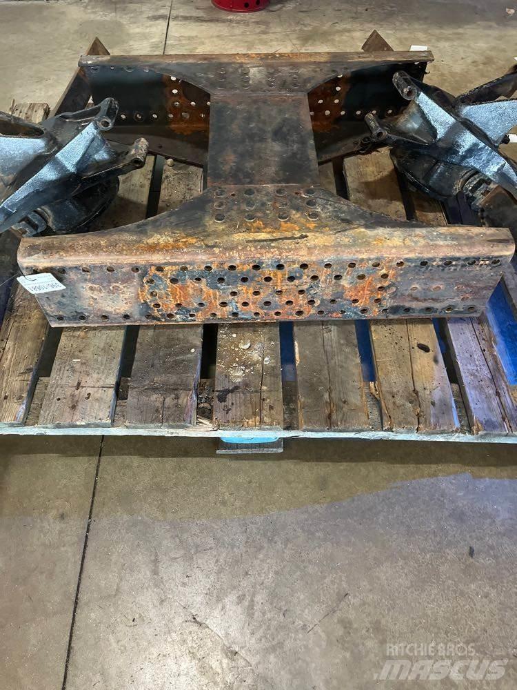 Mack  Chassis