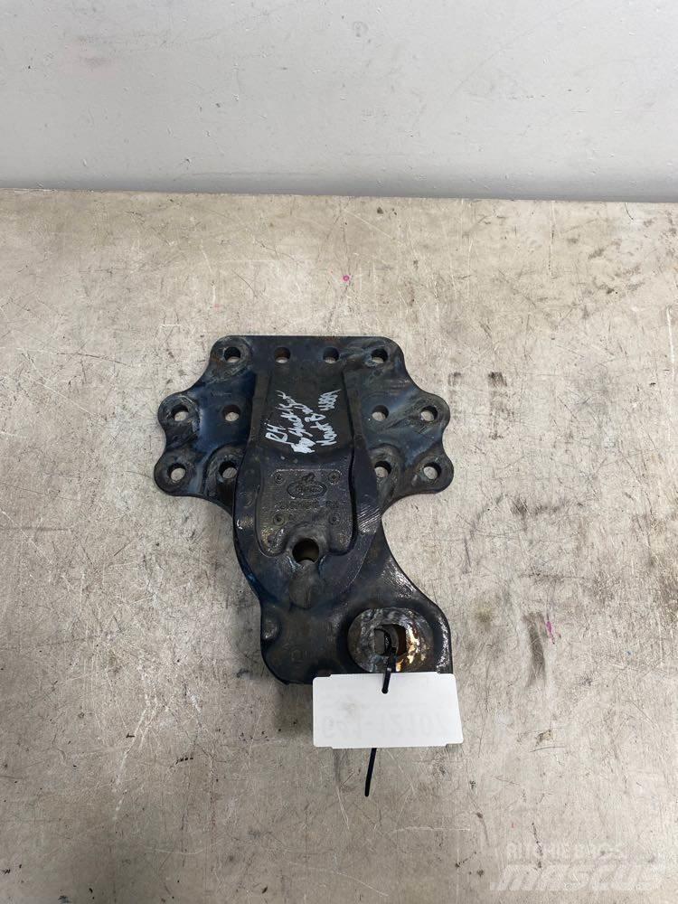 Mack CXU Chassis