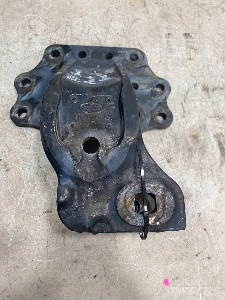Mack CXU Chassis