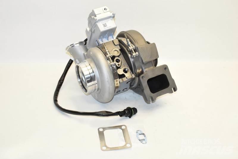 Mack MP7 Transport Sonstige