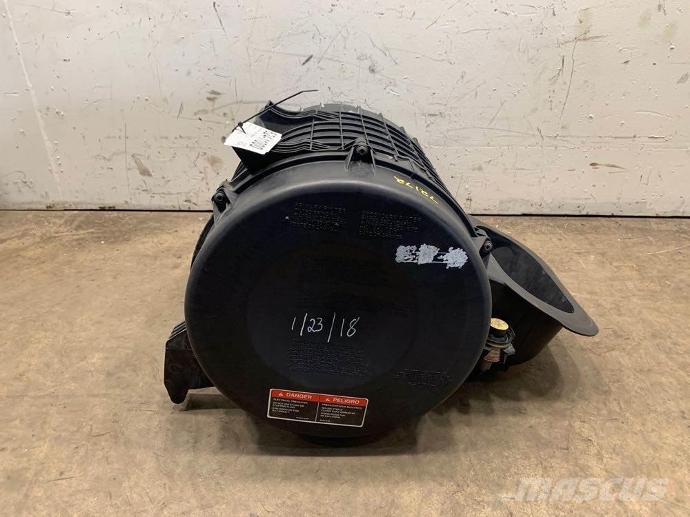 Volvo VNL Transport Sonstige