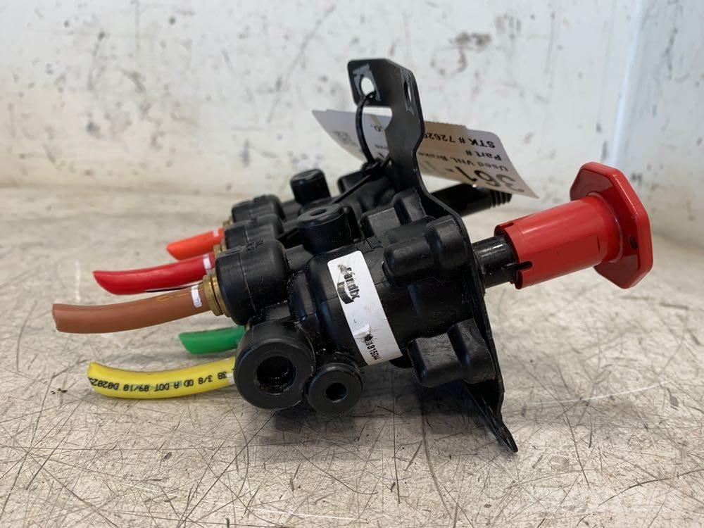 Volvo VNL Transport Sonstige