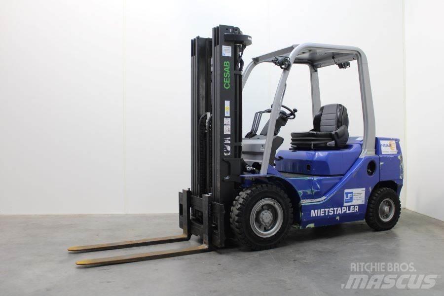 Cesab M 325 D Dieselstapler