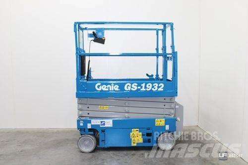 Genie GS 1932 Scheren-Arbeitsbühnen