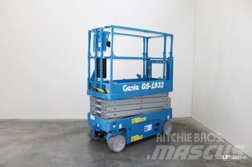 Genie GS 1932 Scheren-Arbeitsbühnen