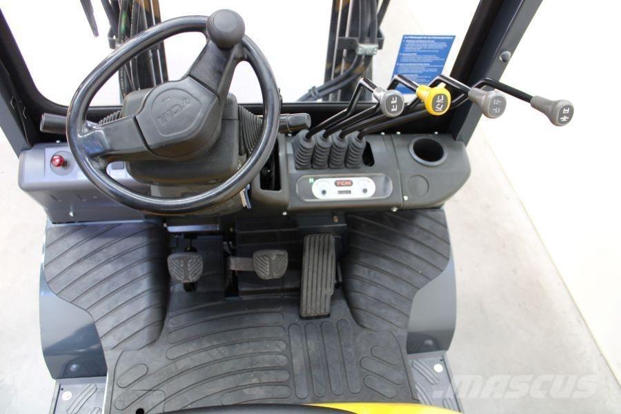 TCM FD 25 T 3 Dieselstapler