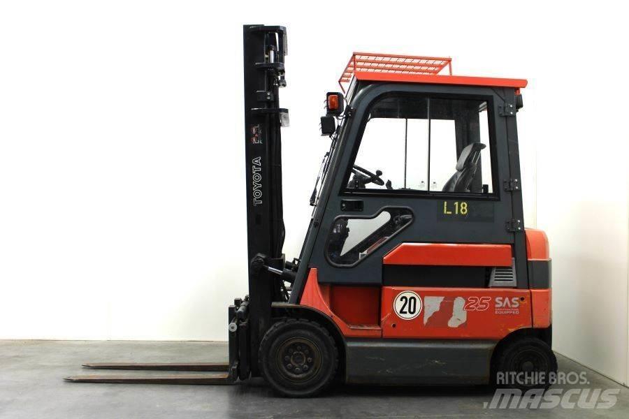 Toyota 7FBM25 Elektrostapler