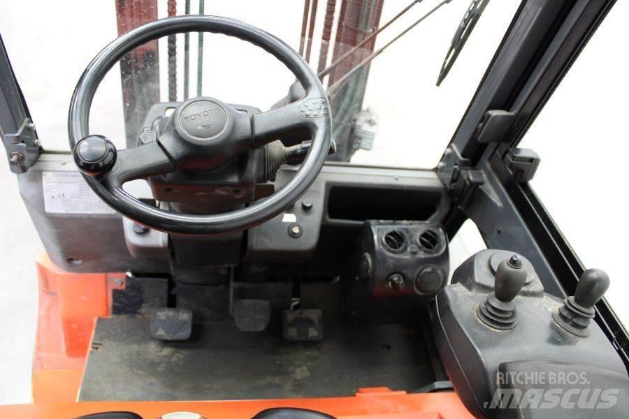 Toyota 7FBM25 Elektrostapler