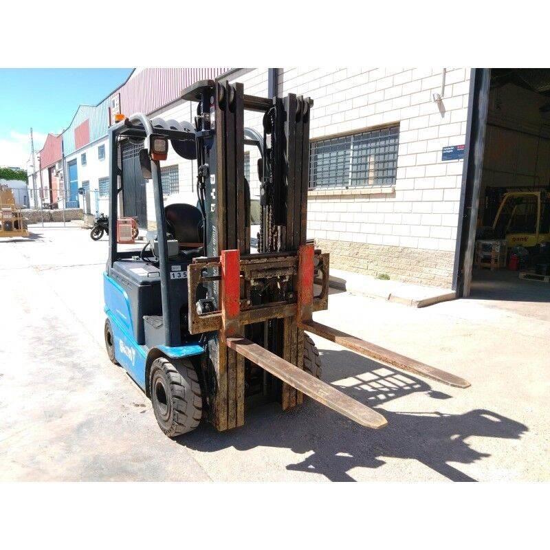 BYD ECB200C Elektrostapler