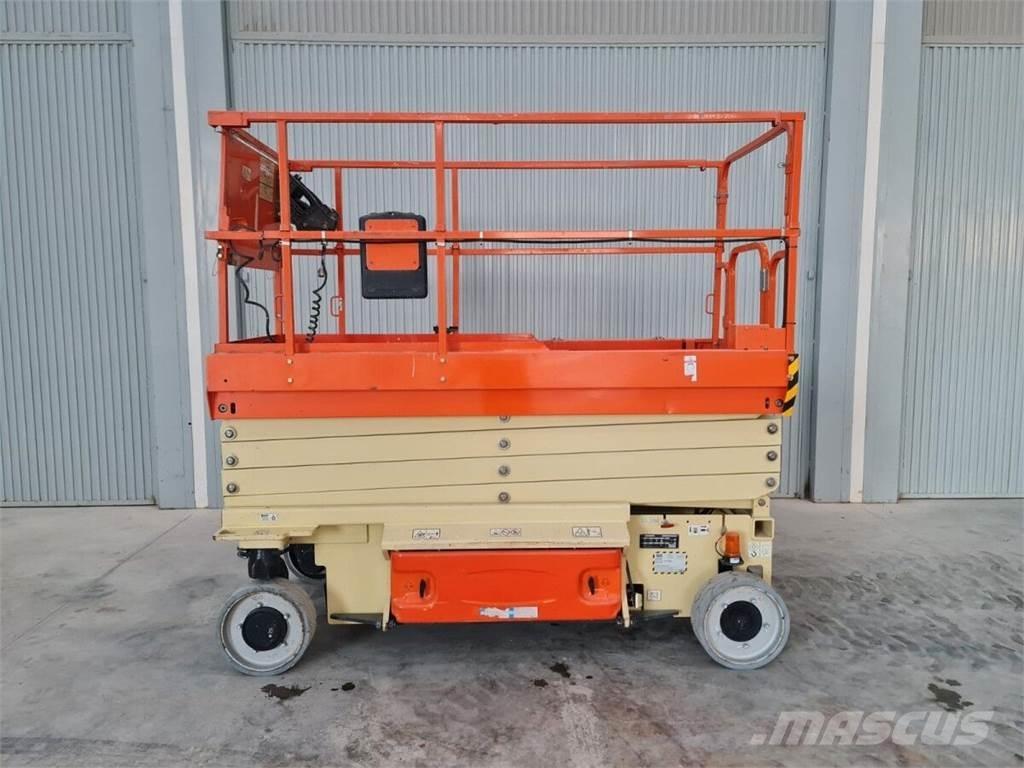 JLG 3246ES Scheren-Arbeitsbühnen