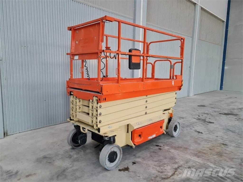 JLG 3246ES Scheren-Arbeitsbühnen