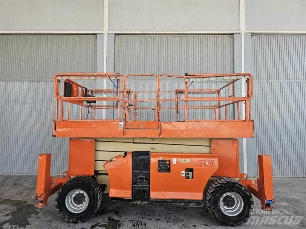 JLG 4394RT Scheren-Arbeitsbühnen