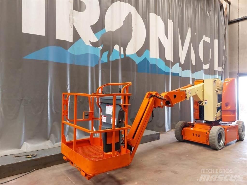 JLG E300AJP Gelenkteleskoparbeitsbühnen