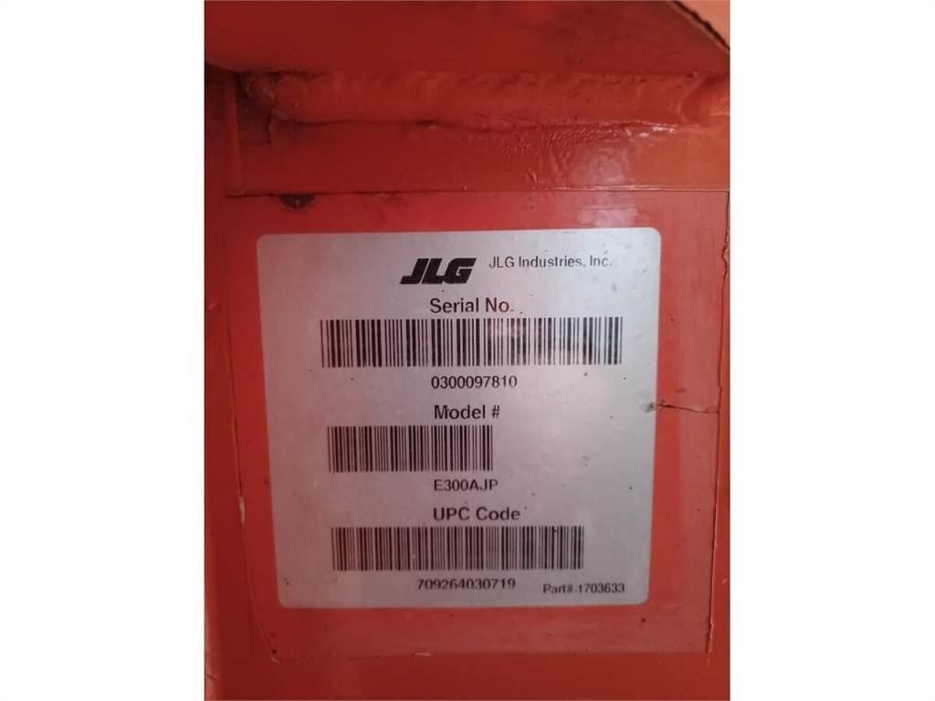 JLG E300AJP Gelenkteleskoparbeitsbühnen