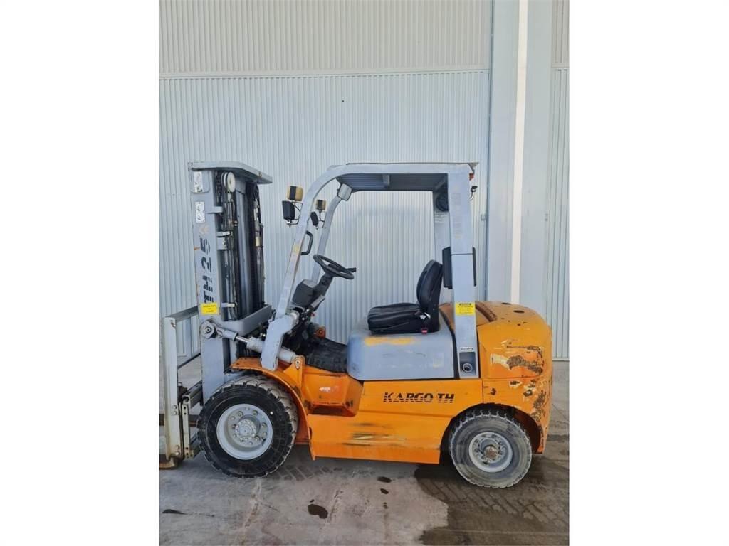 Kargo TH-25 Dieselstapler