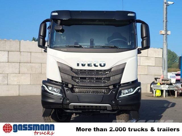 Iveco T-Way 360 6x6 Abrollkipper