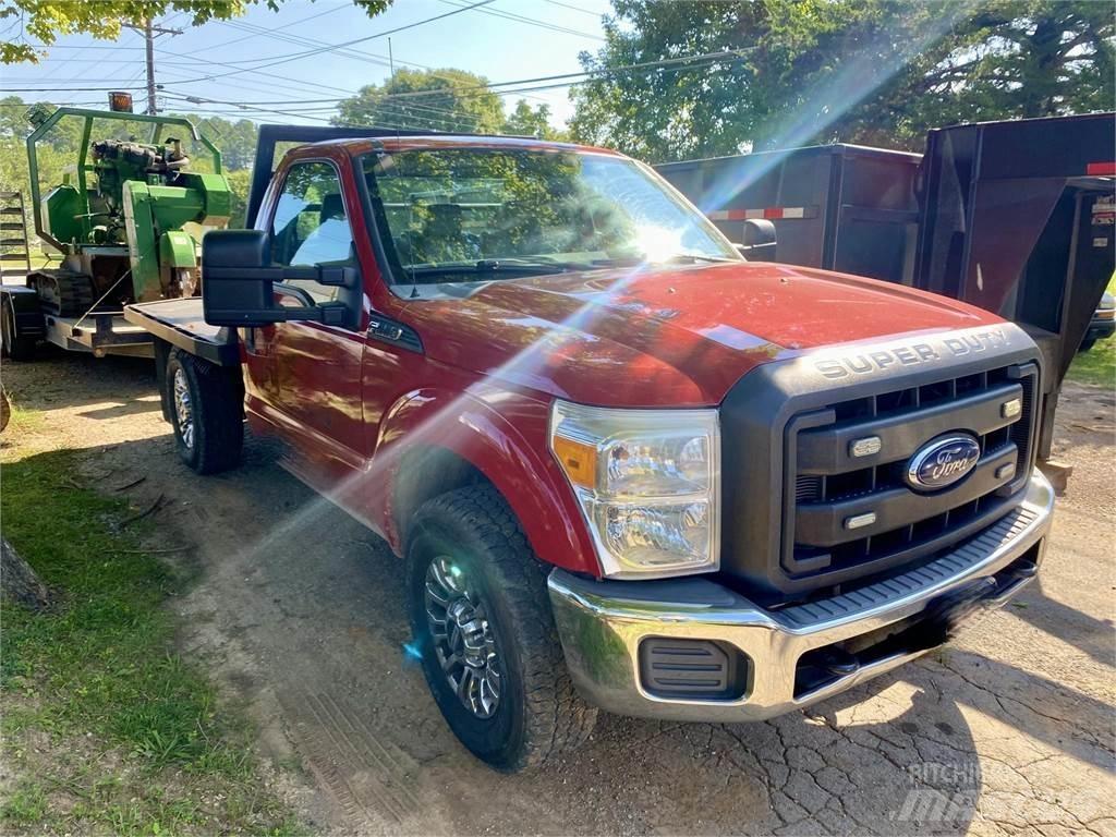 Ford F250 Pritschenwagen/Pritschenwagen mit Seitenklappe