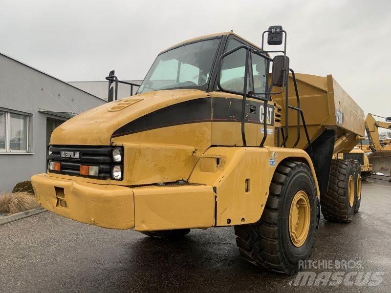 CAT 730 Dumper - Knickgelenk
