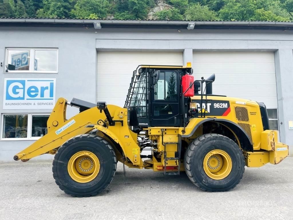 CAT 962M Radlader