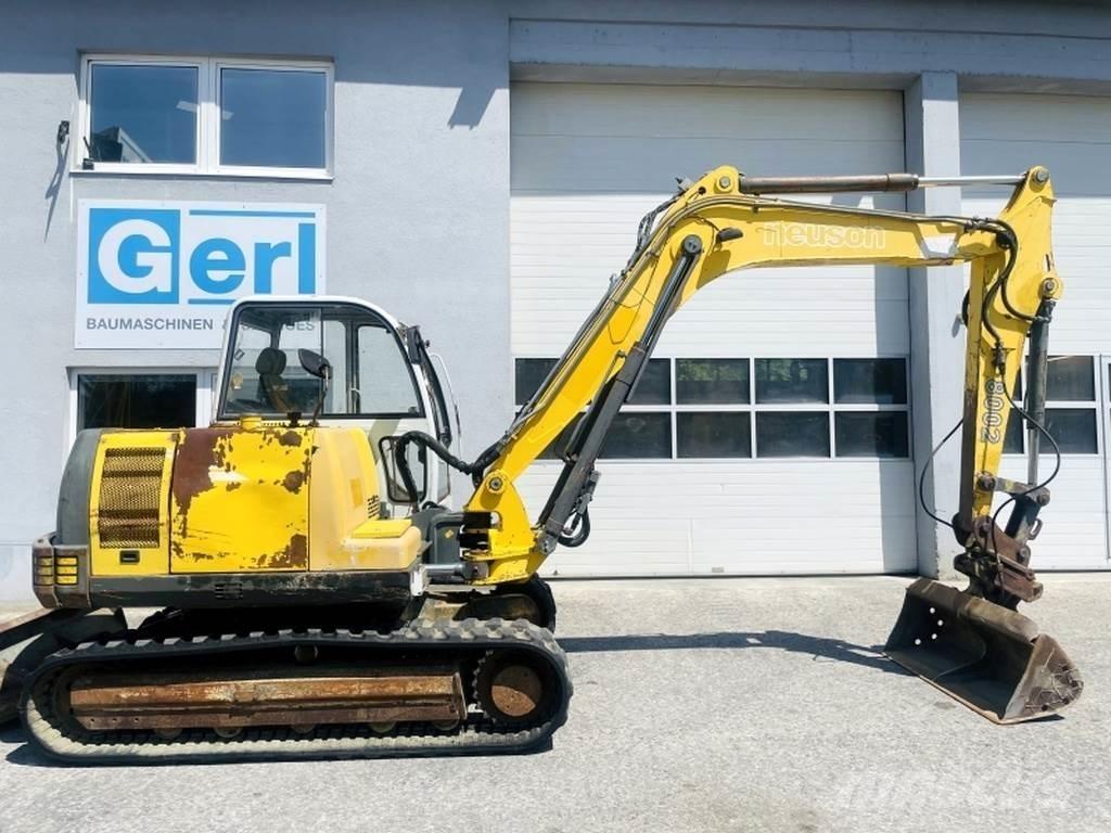 Neuson 8002 RDV Minibagger < 7t