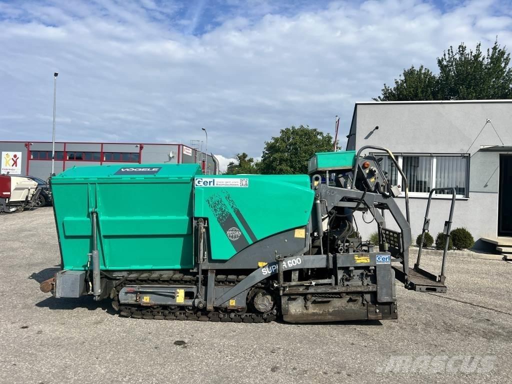 Vögele Super 600 Strassenfertiger