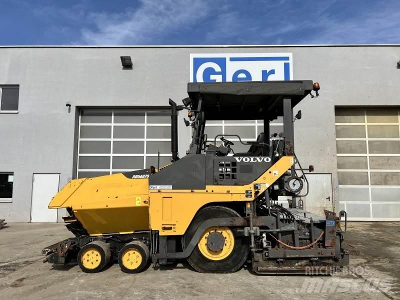  Volvo-ABG 6870 Strassenfertiger