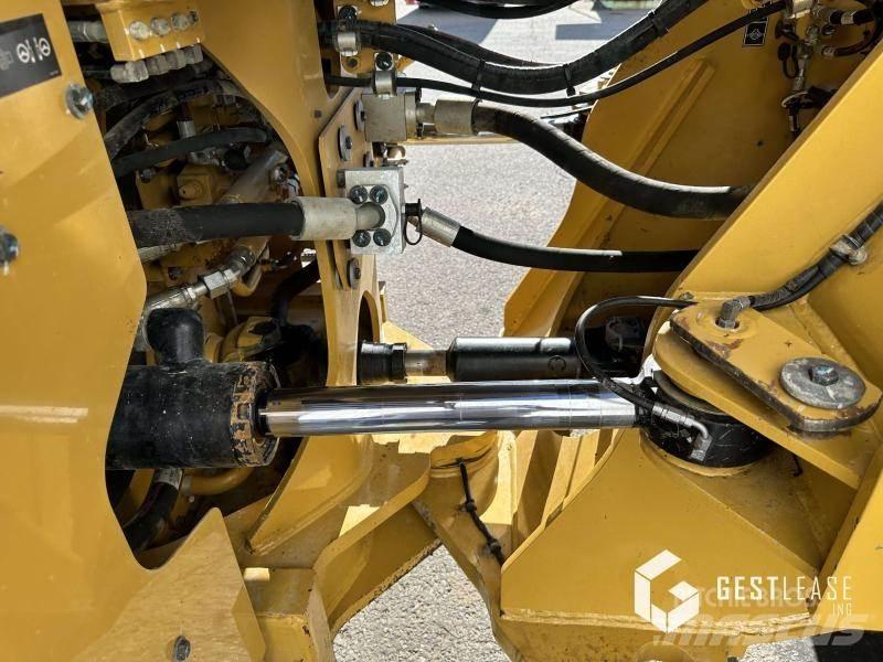 CAT 966M Radlader