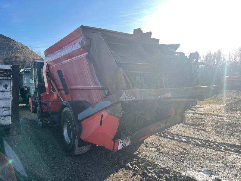 Kuhn SP 14 Futtermischwagen