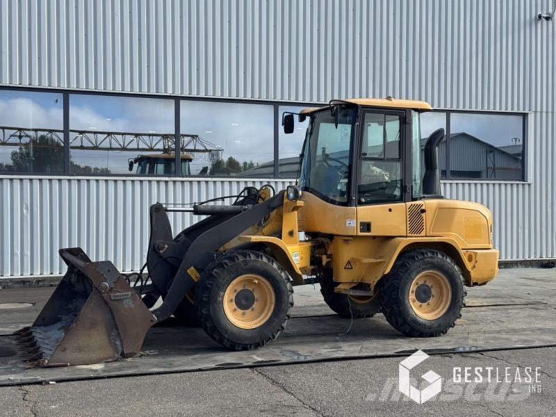 Volvo L30G Radlader