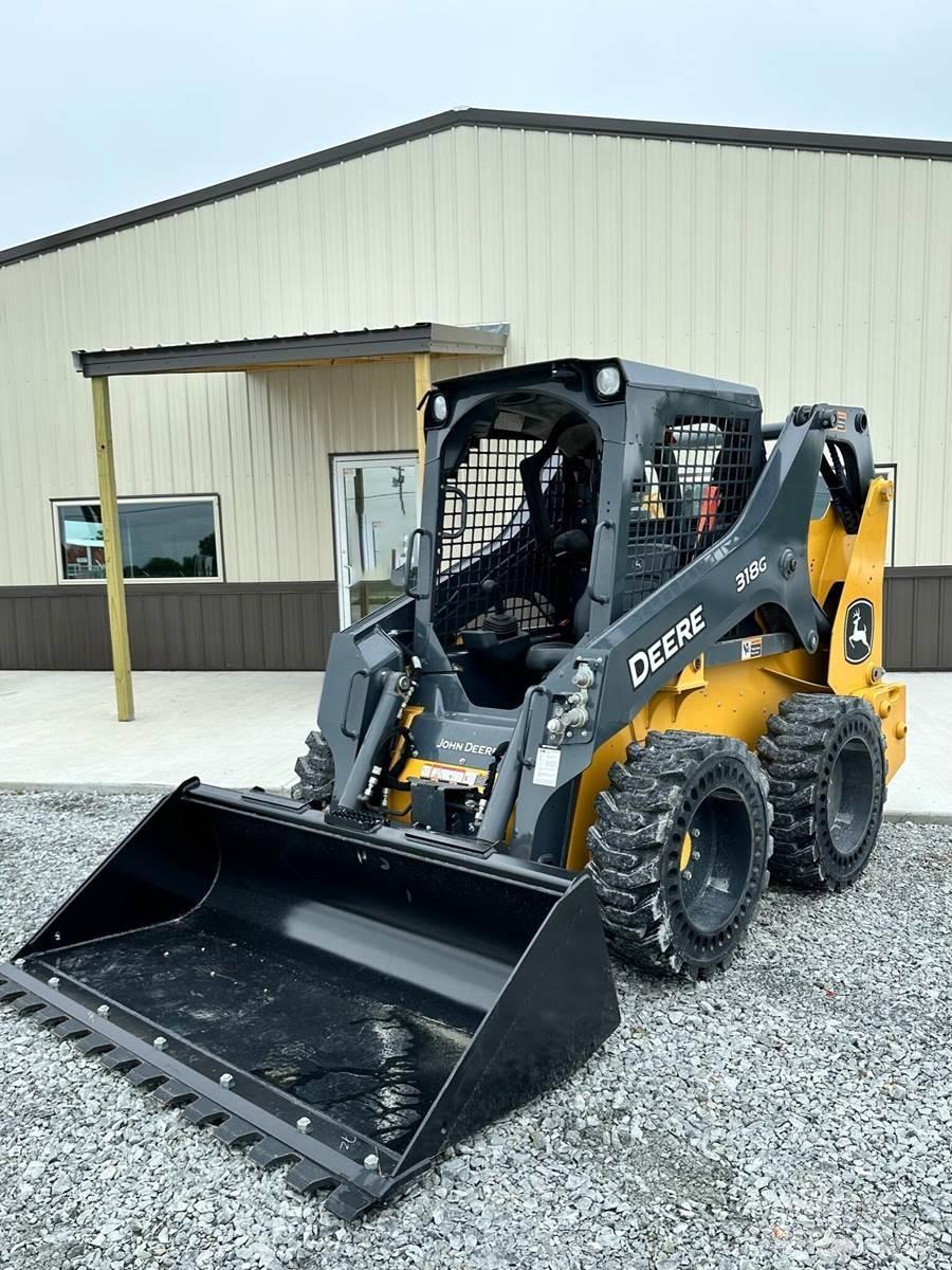John Deere 318G Kompaktlader