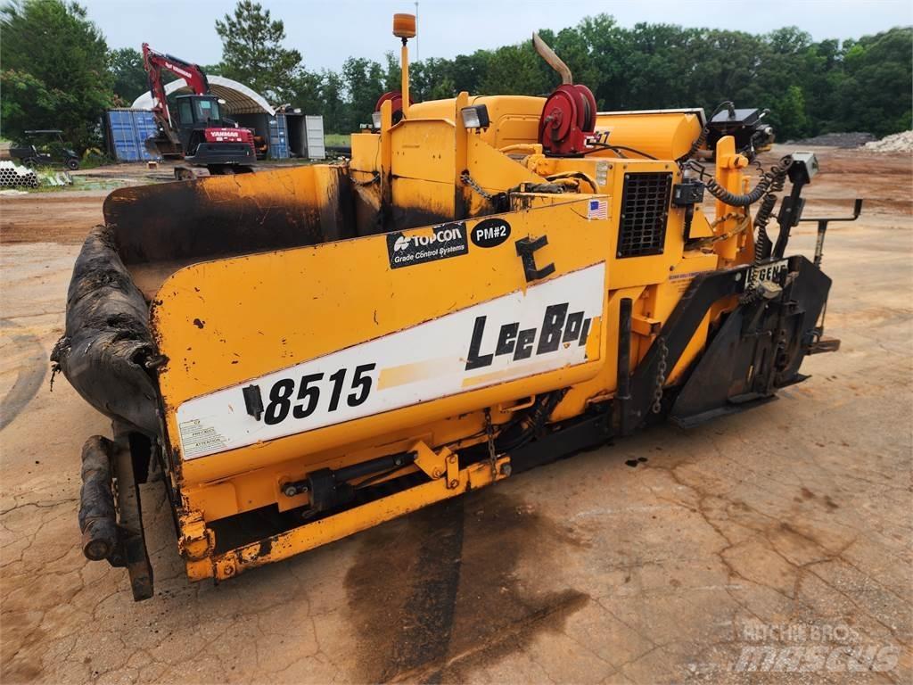 LeeBoy L8515R Strassenfertiger