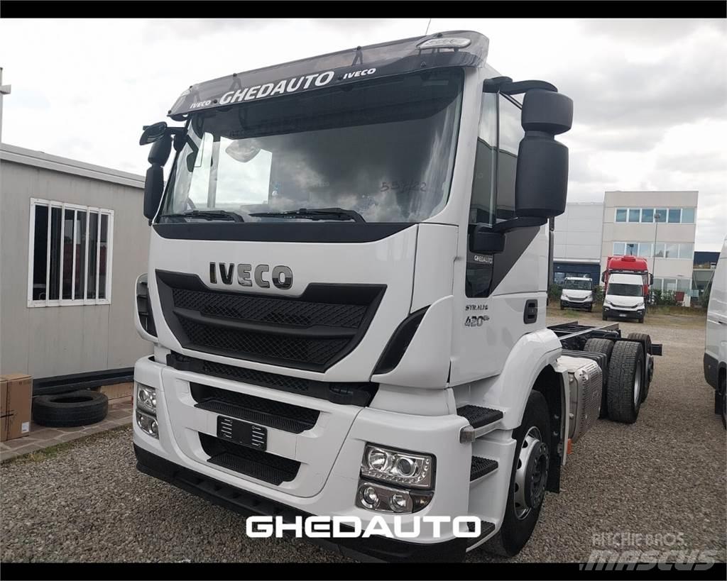 Iveco AT260S40Y/PS Kofferaufbau
