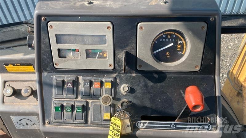Ford 655 C Baggerlader