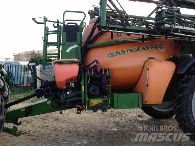 Amazone UX 4200 Anhängespritzen