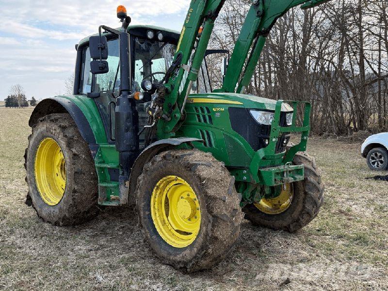 John Deere 6120M Traktoren