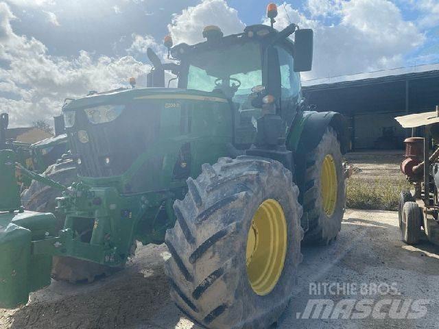 John Deere 6230R Traktoren