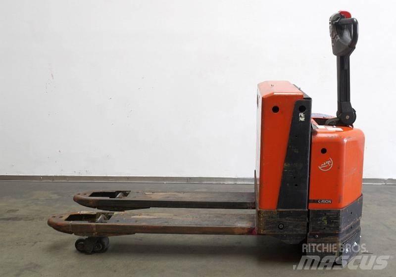 BT LWE200 Niedergabelstapler