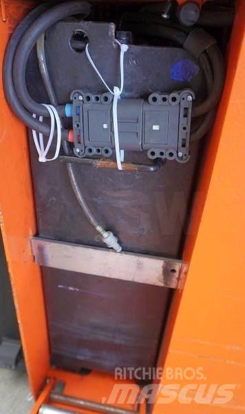 BT SRE135 Selbstfahrstapler