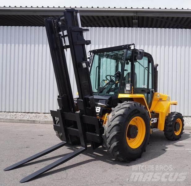 JCB 940-4 Geländestapler