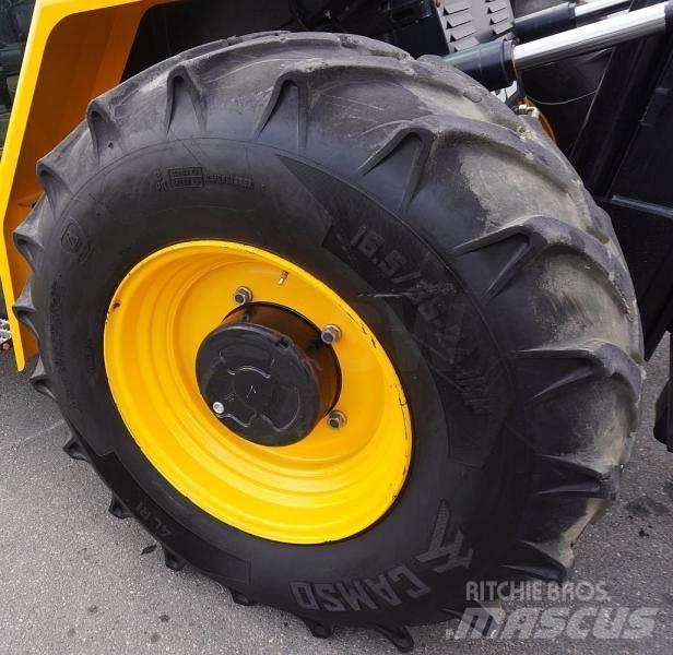 JCB 940-4 Geländestapler
