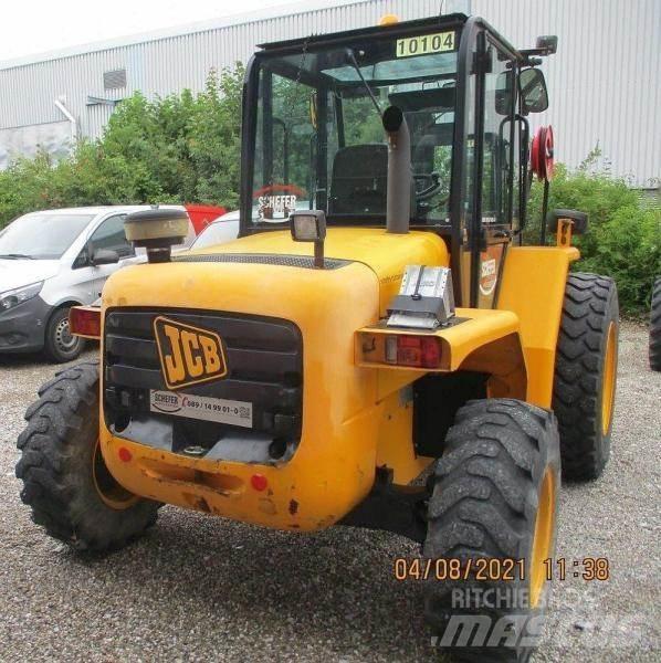 JCB 940-4 Geländestapler