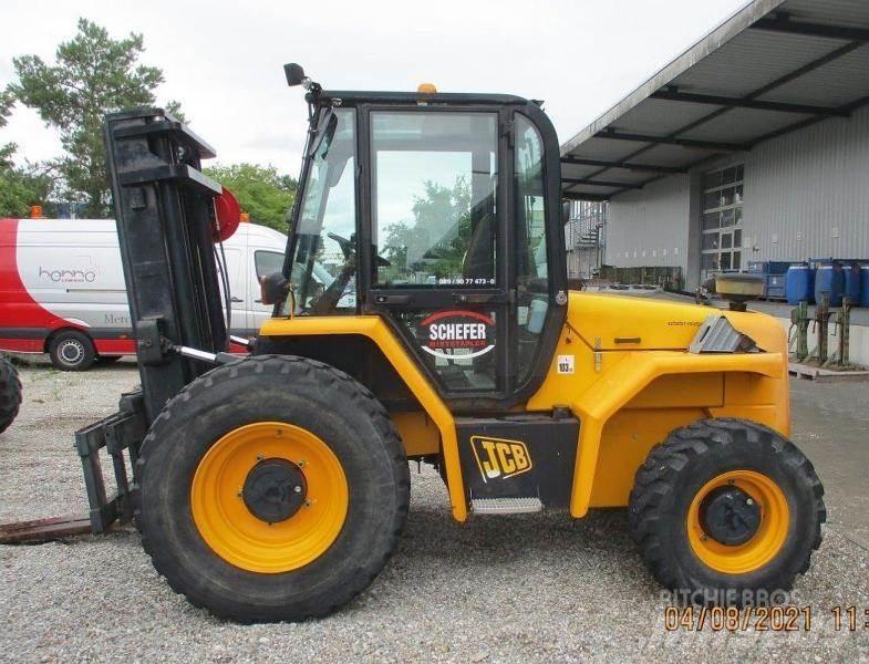 JCB 940-4 Geländestapler