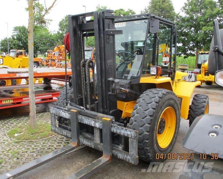 JCB 940-4 Geländestapler