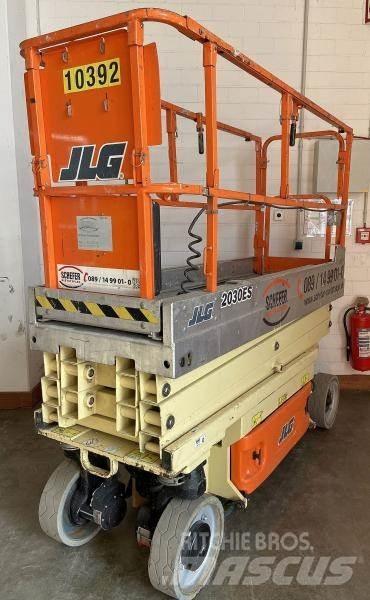 JLG 2030ES Gelenkteleskoparbeitsbühnen