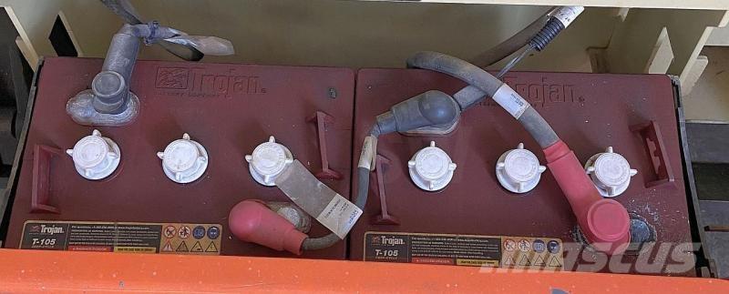 JLG 2030ES Gelenkteleskoparbeitsbühnen