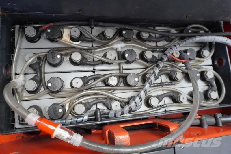 Linde L 14 372 Selbstfahrstapler